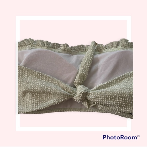 BNWT Bandeau style bikini top - Picture 3 of 7